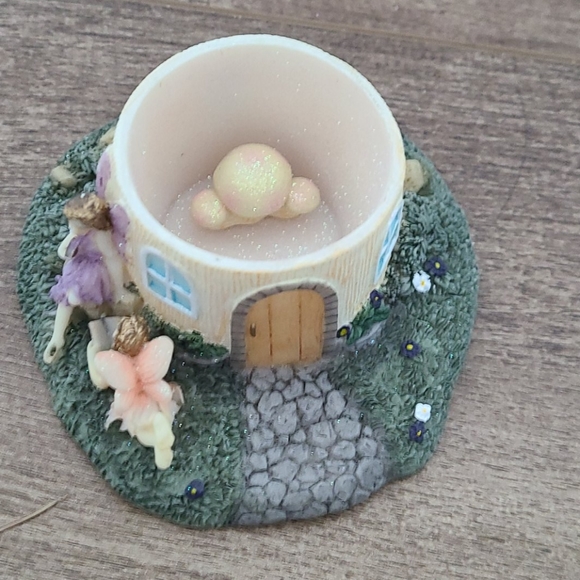 Dezine Figurine - Picture 2 of 6